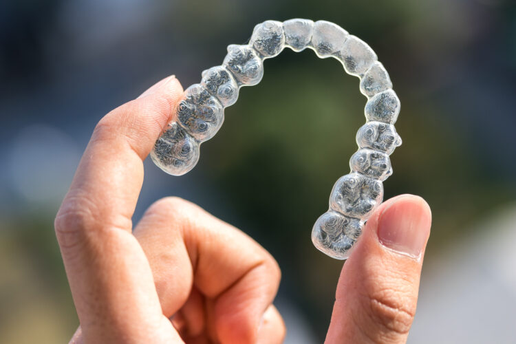 Braces vs. Invisalign: Choosing Your Path to Straight Teeth